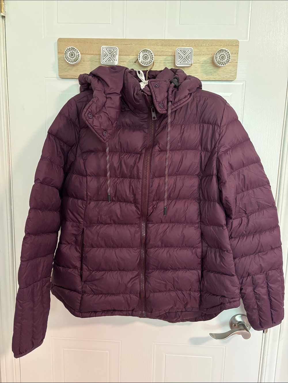 Lolë « Le Émeline » Quilted Down Hooded Puffer Jacket - Plum